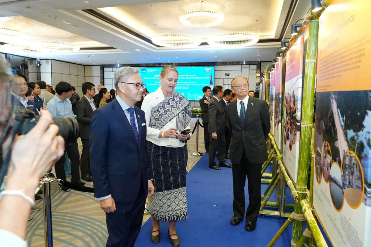 ສປປ ລາວ ແລະ ທະນາຄານພດທະນາອາຊ ສະເຫມສະຫອງການຮວມມ ຄບຮອບ 60 ປ - image 4