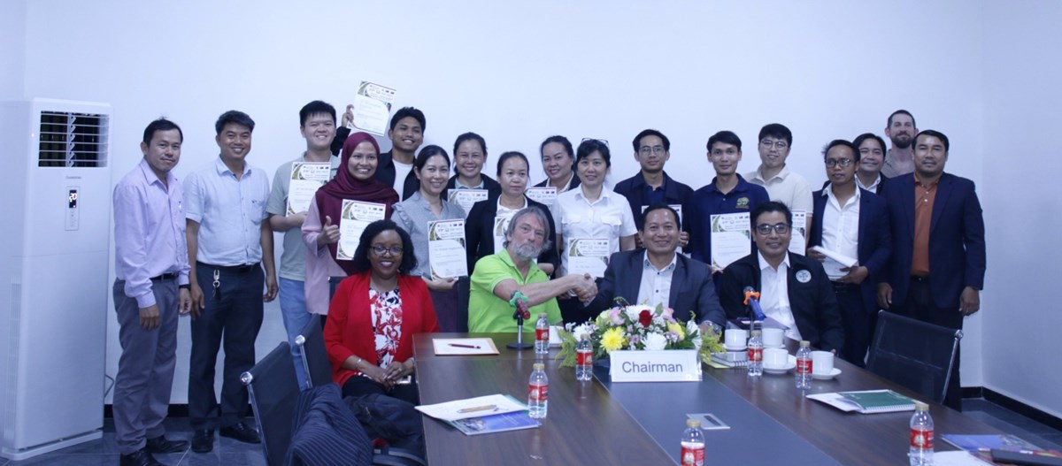 ປິດຊຸດຝຶກອົບຮົມການວິນິໄສໂມເລກູນຂອງຂີ້ກະເດືອນຝອຍທີ່ເປັນສັດຕູພືດ image 2 ປດຊດຝກອບຮມການວນໄສໂມເລກນຂອງຂກະເດອນຝອຍທເປນສດຕພດ - image 2