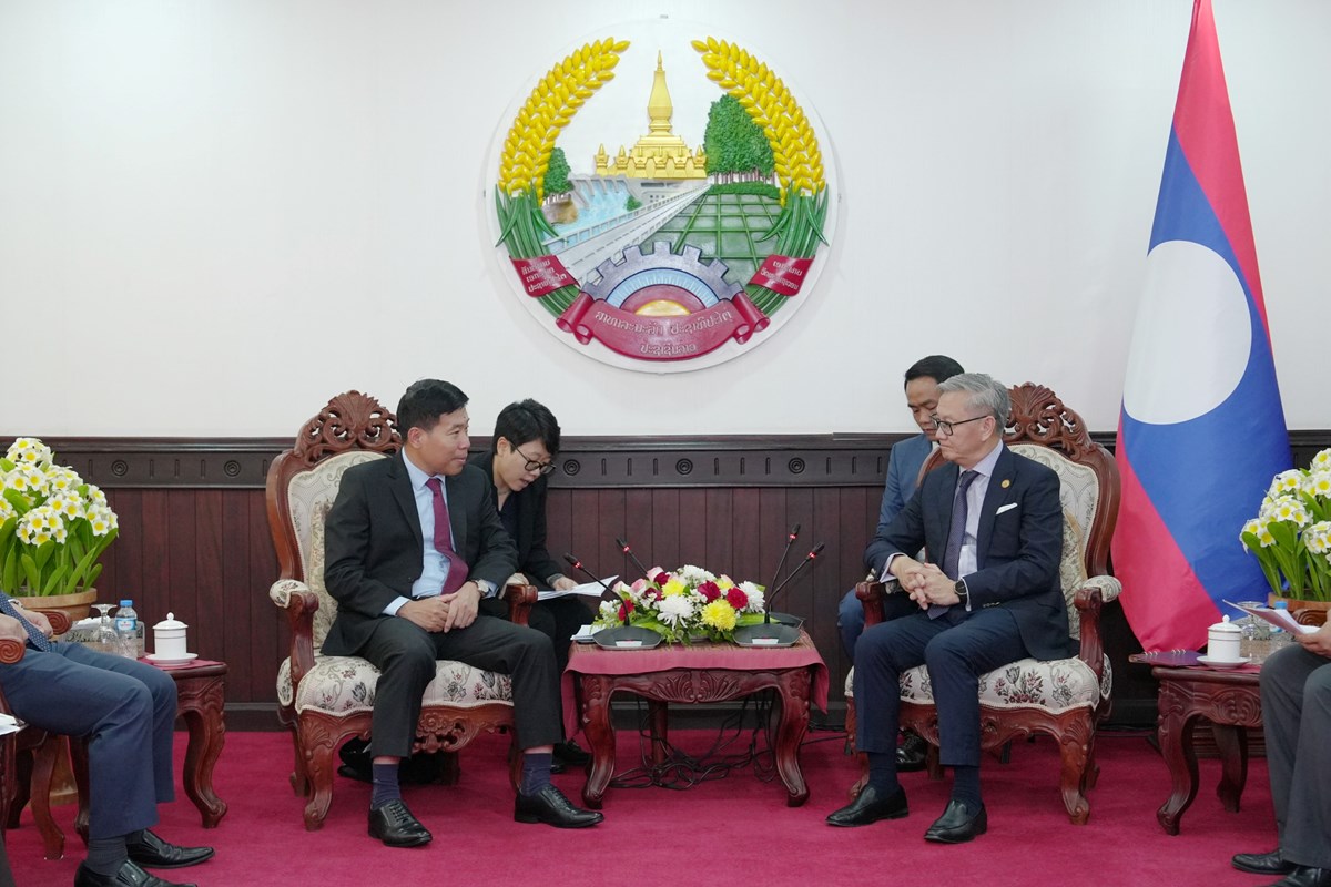 ລດຖະມນຕກະຊວງການຕາງປະເທດ ຕອນຮບ ຄະນະຜແທນ ຫວຽດນາມ - image 1