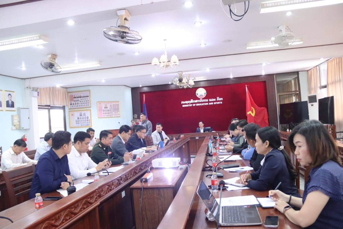 ຫາລ ຜານຮາງໂຄງສາງຄຳແນະນຳຂອງທານລດຖະມນຕ ສສກ - image 1