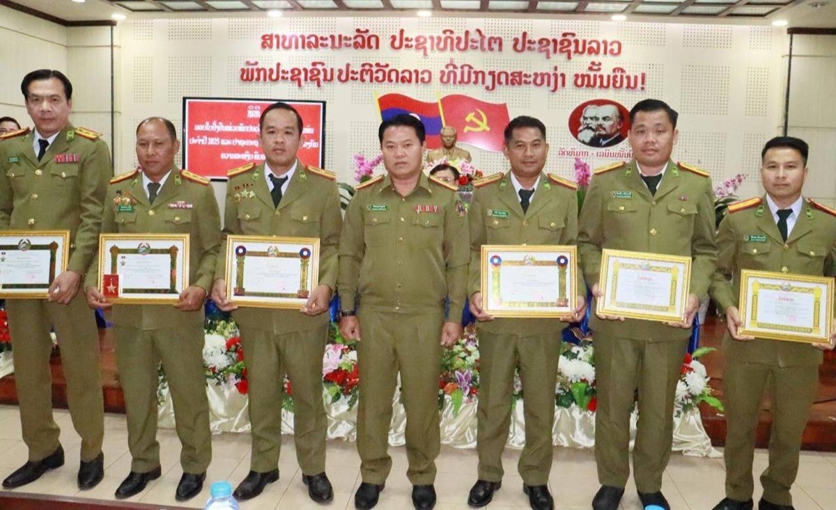 ກມ 512 ປາຖະກະຖາວນສາງຕງກຳລງ ປກສ ຄບຮອບ 65 ປ - image 2