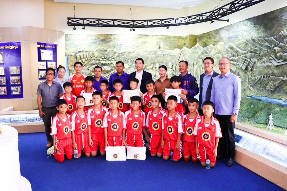 ລດວສາຫະກດໄຟຟາລາວ ຮວມສງເສມທມເບສະຫວນ ແຂງຂນບານເຕະ ຢ-10 ຊງແຊມເຍາວະຊນອາຊຽນ 2026 ທປະເທດໄທ - image 1