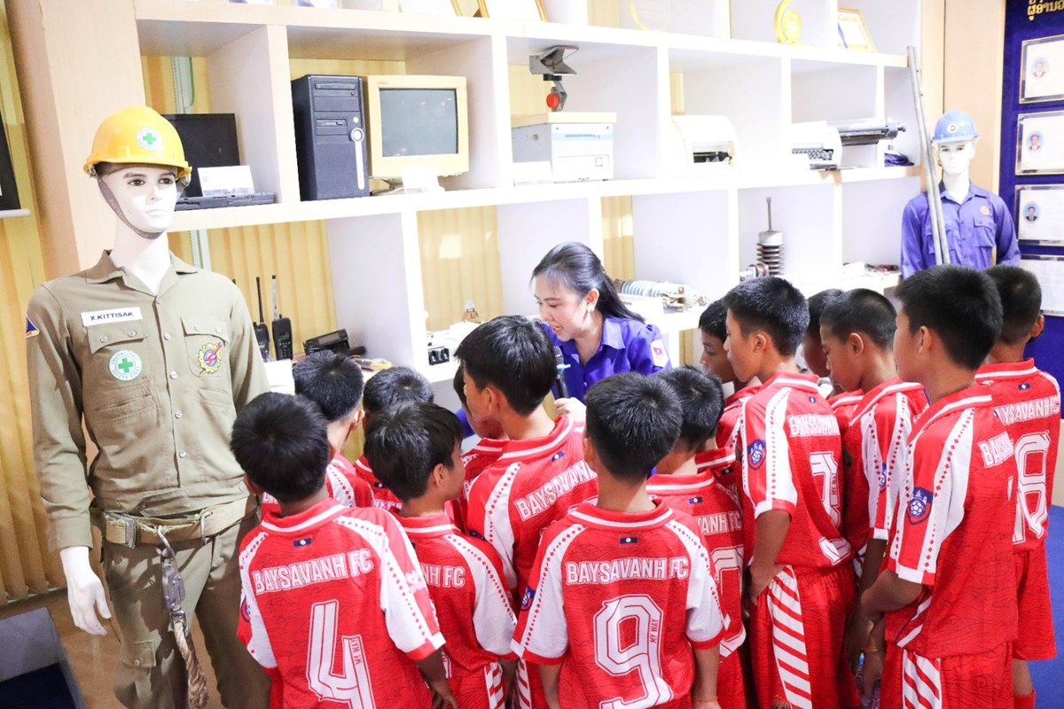 ລດວສາຫະກດໄຟຟາລາວ ຮວມສງເສມທມເບສະຫວນ ແຂງຂນບານເຕະ ຢ-10 ຊງແຊມເຍາວະຊນອາຊຽນ 2026 ທປະເທດໄທ - image 2