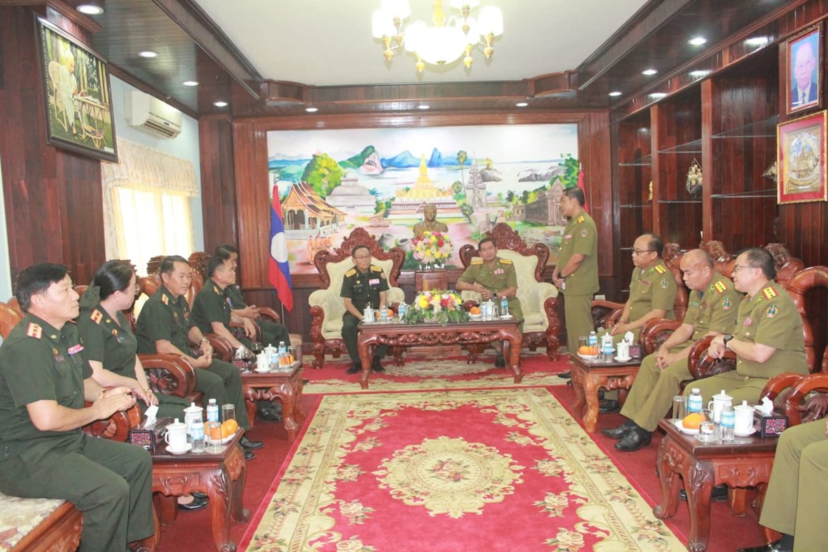 ຄະນະນຳກອງພນທ 5 ເຂາອວຍພອນ ຄະນະນຳ ກອງບນຊາການ ປກສ ແຂວງຈາປາສກ - image 1