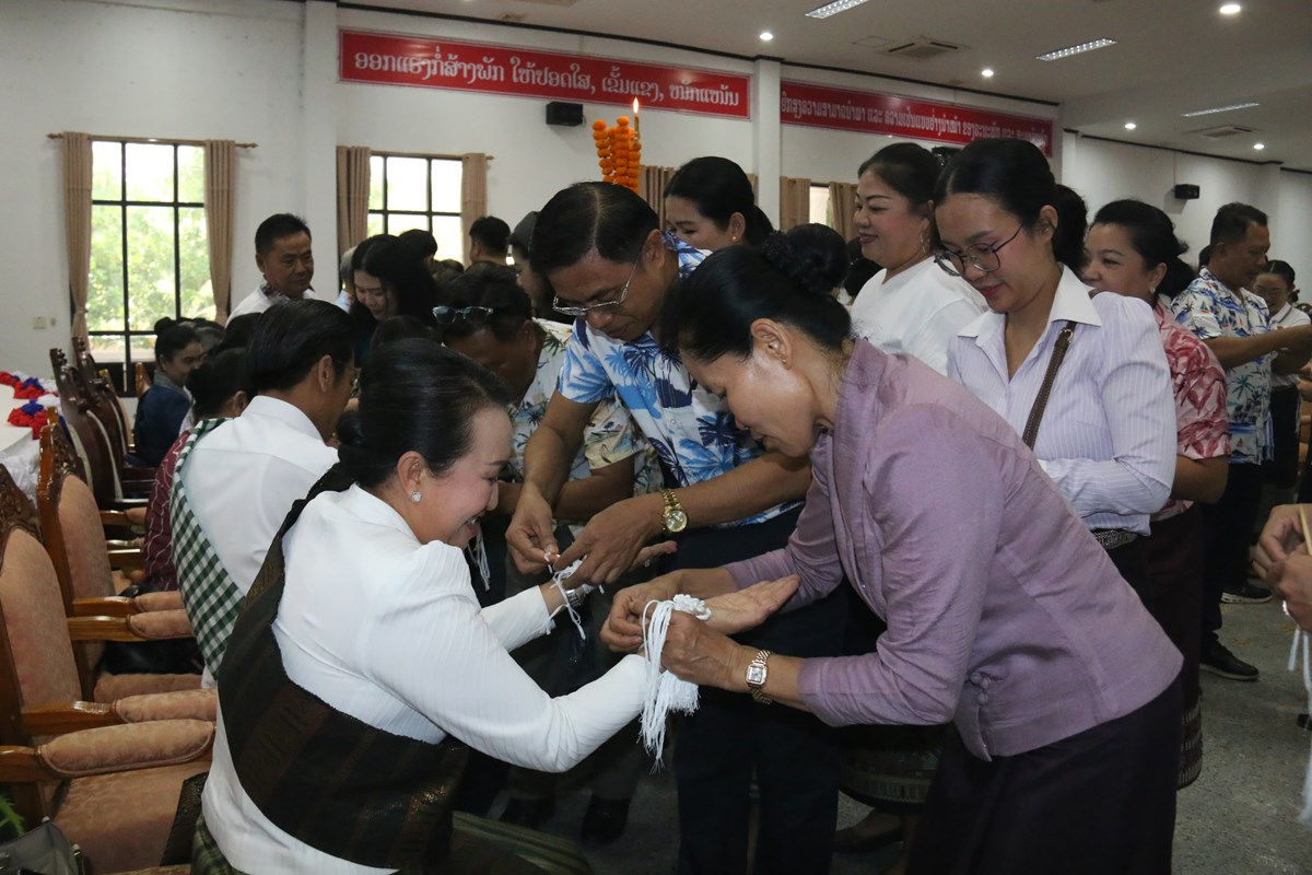 ຄອສພ ສະຫຼອງສົ່ງທ້າຍປີເກົ່າ ພສ 2568-ຕ້ອນຮັບປີໃໝ່ລາວ ພສ 2569 image 4 ຄອສພ ສະຫອງສງທາຍປເກາ ພສ 2568-ຕອນຮບປໃໝລາວ ພສ 2569 - image 4