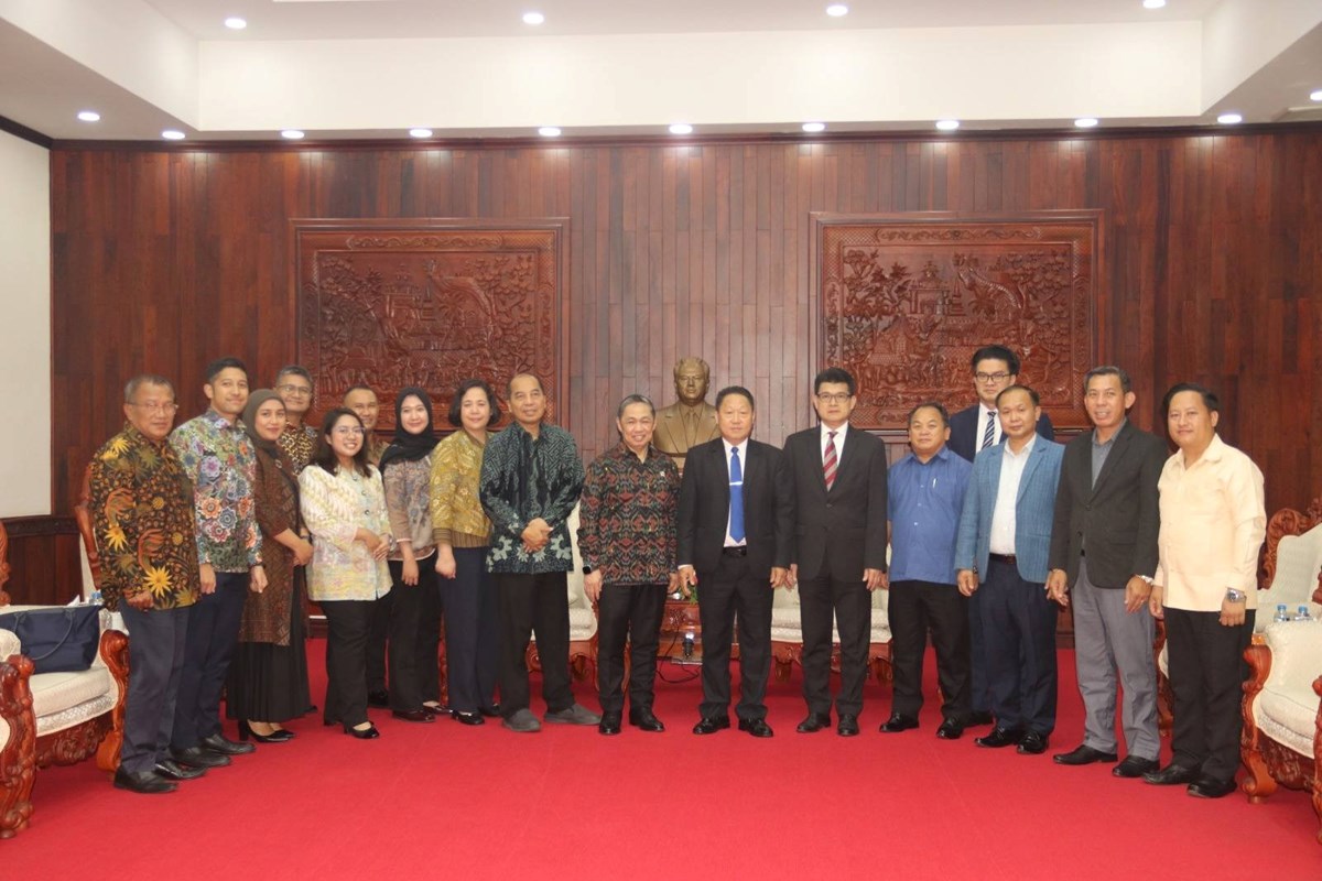 ຮອງປະທານ ສນຊ ຕອນຮບຮອງລດຖະມນຕກະຊວງການຕາງປະເທດອນໂດເນເຊຍ - image 1