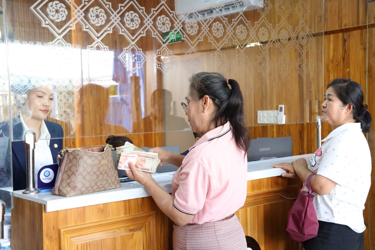 LDB ເປດນາໃຊອາຄານສານກງານ ໜວຍບລການເຊບງໄຟ - image 1