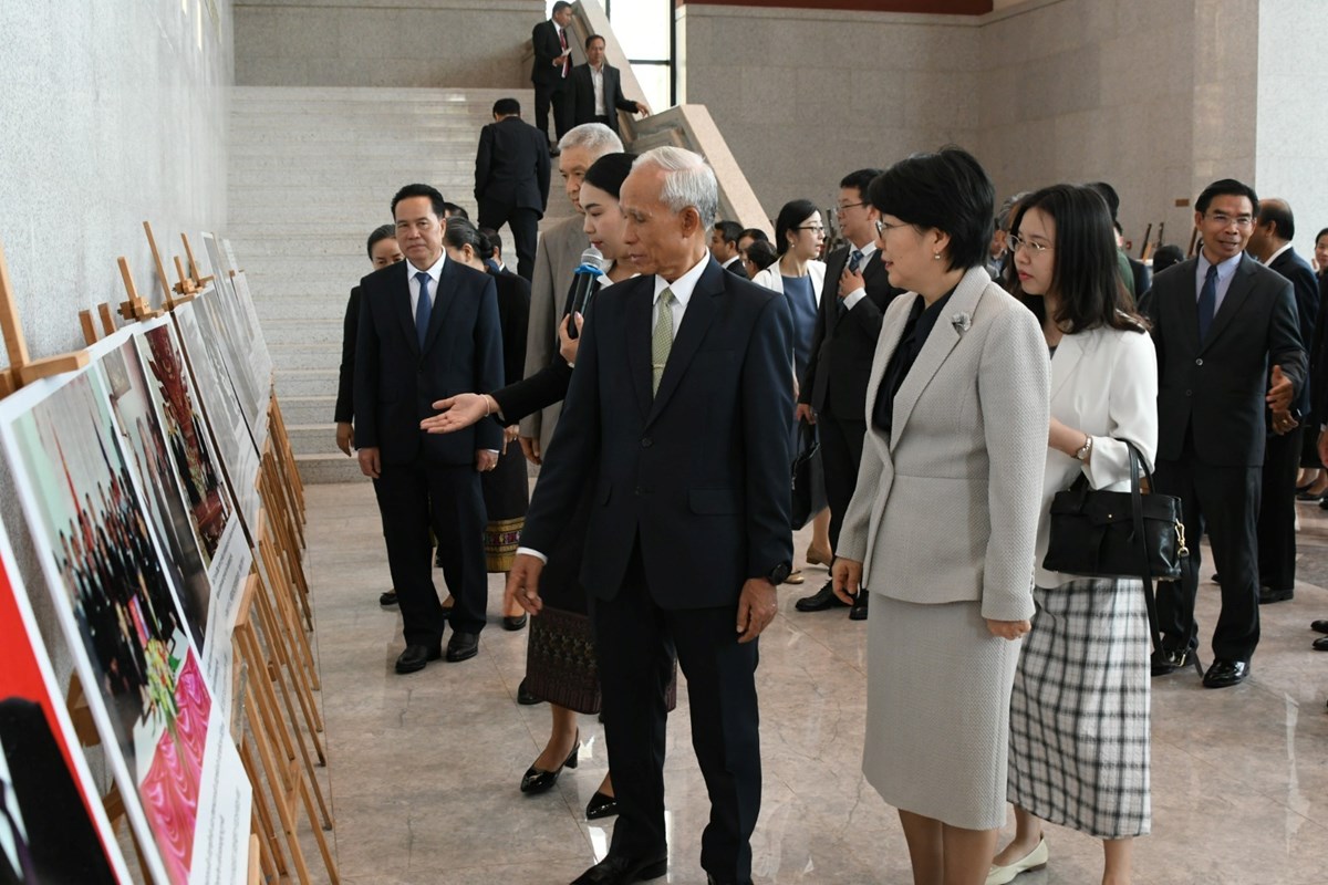 ວາງສະແດງຮບພາບ ແລະ ປາຖະກະຖາ ວນສາງຕງສາຍພວພນການທດ ລາວ-ຈນ - image 1