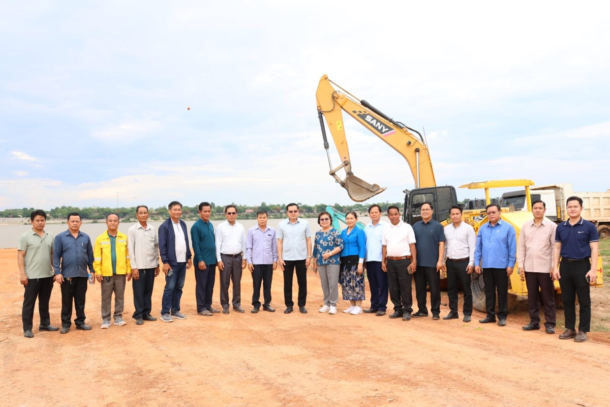 ຊາວກະສິກອນບ້ານດອນປາແດກ ໄດ້ຮັບການຊ່ວຍເຫຼືອ image 1 ຊາວກະສກອນບານດອນປາແດກ ໄດຮບການຊວຍເຫອ - image 1