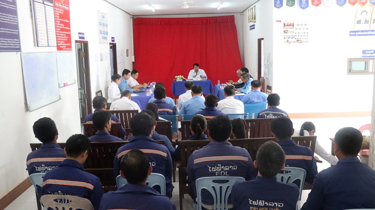 ຫົວໜ້າຝ່າຍຄຸ້ມຄອງລະບົບໄຟຟ້າພາກກາງ ລົງຊີ້ນຳວຽກງານ ຢູ່ 5 ແຫ່ງ image 1 ຫວໜາຝາຍຄມຄອງລະບບໄຟຟາພາກກາງ ລງຊນຳວຽກງານ ຢ 5 ແຫງ - image 1