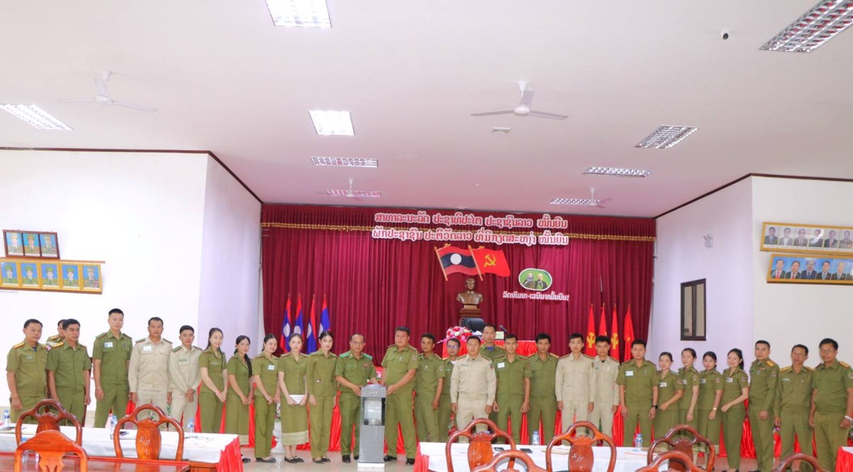 ຫົວໜ້າ ປກສ ແຂວງຜົ້ງສາລີ ພົບປະໂອ້ລົມນັກສຶກສາລົງຝຶກງານ image 3 ຫວໜາ ປກສ ແຂວງຜງສາລ ພບປະໂອລມນກສກສາລງຝກງານ - image 3