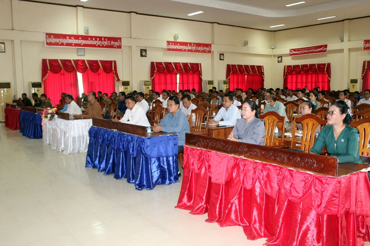 ສສຊ-ສສຂ ພົບປະ ຜູ້ມີສິດເລືອກຕັ້ງ ຢູ່ເມືອງໂຂງ image 1 ສສຊ-ສສຂ ພບປະ ຜມສດເລອກຕງ ຢເມອງໂຂງ - image 1