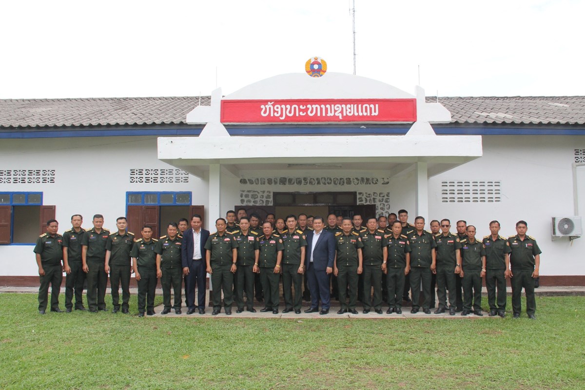 ປະກາດແຕງຕງຂນນາພາ-ບນຊາ ແລະ ຍກລະດບພະແນກຊາຍແດນ ເປນຫອງທະຫານຊາຍແດນ ທະຫານແຂວງໄຊຍະບລ - image 2