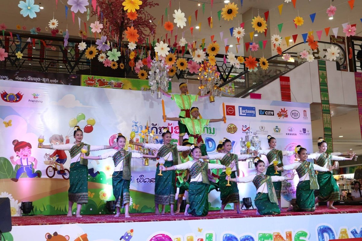 ຈຳປາສັກ ແຂ່ງຂັນສິລະປະ-ວັນນະຄະດີນັກຮຽນທົ່ວແຂວງ image 2 ຈຳປາສກ ແຂງຂນສລະປະ-ວນນະຄະດນກຮຽນທວແຂວງ - image 2