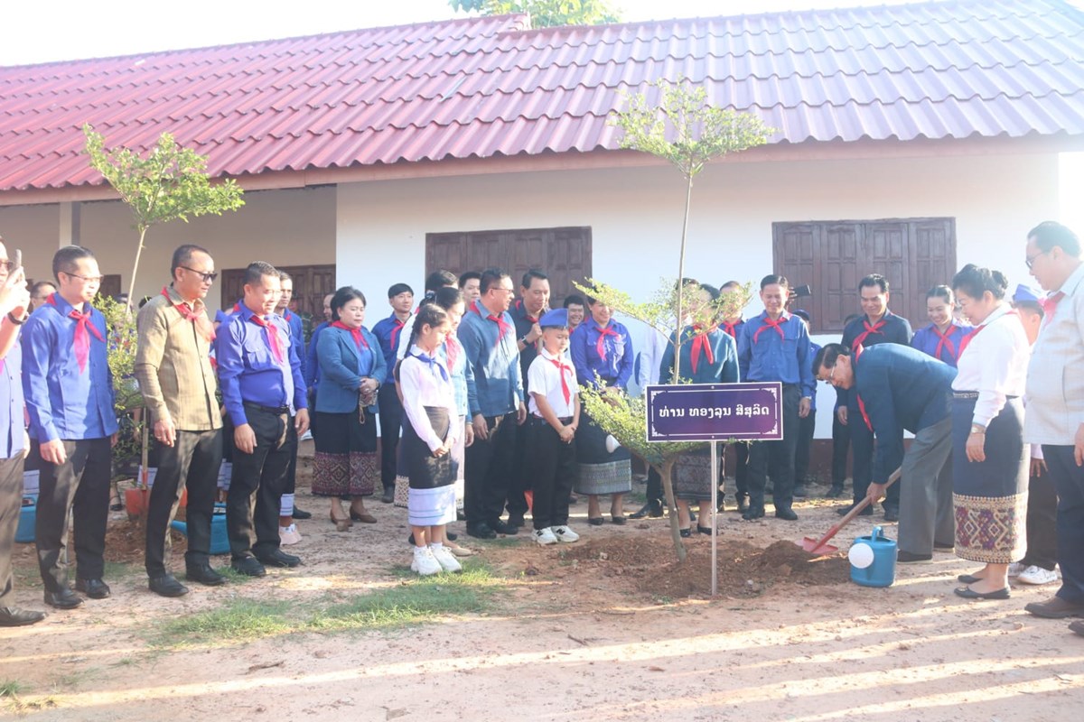 ເລຂາທການໃຫຍ ຮວມປກຕນໄມໃນໂອກາດວນປກຕນໄມແຫງຊາດ ແລະ ວນເດກນອຍສາກນປະຈຳປ 2026 - image 1