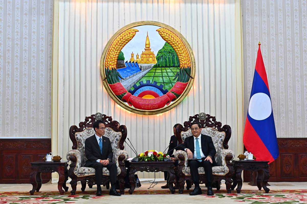 ນາຍົກລັດຖະມົນຕີ ຕ້ອນຮັບການເຂົ້າຢ້ຽມຂໍ່ານັບຂອງເອກອັກຄະຣາຊະທູດຍີ່ປຸ່ນ image 1 ນາຍກລດຖະມນຕ ຕອນຮບການເຂາຢຽມຂານບຂອງເອກອກຄະຣາຊະທດຍປນ - image 1