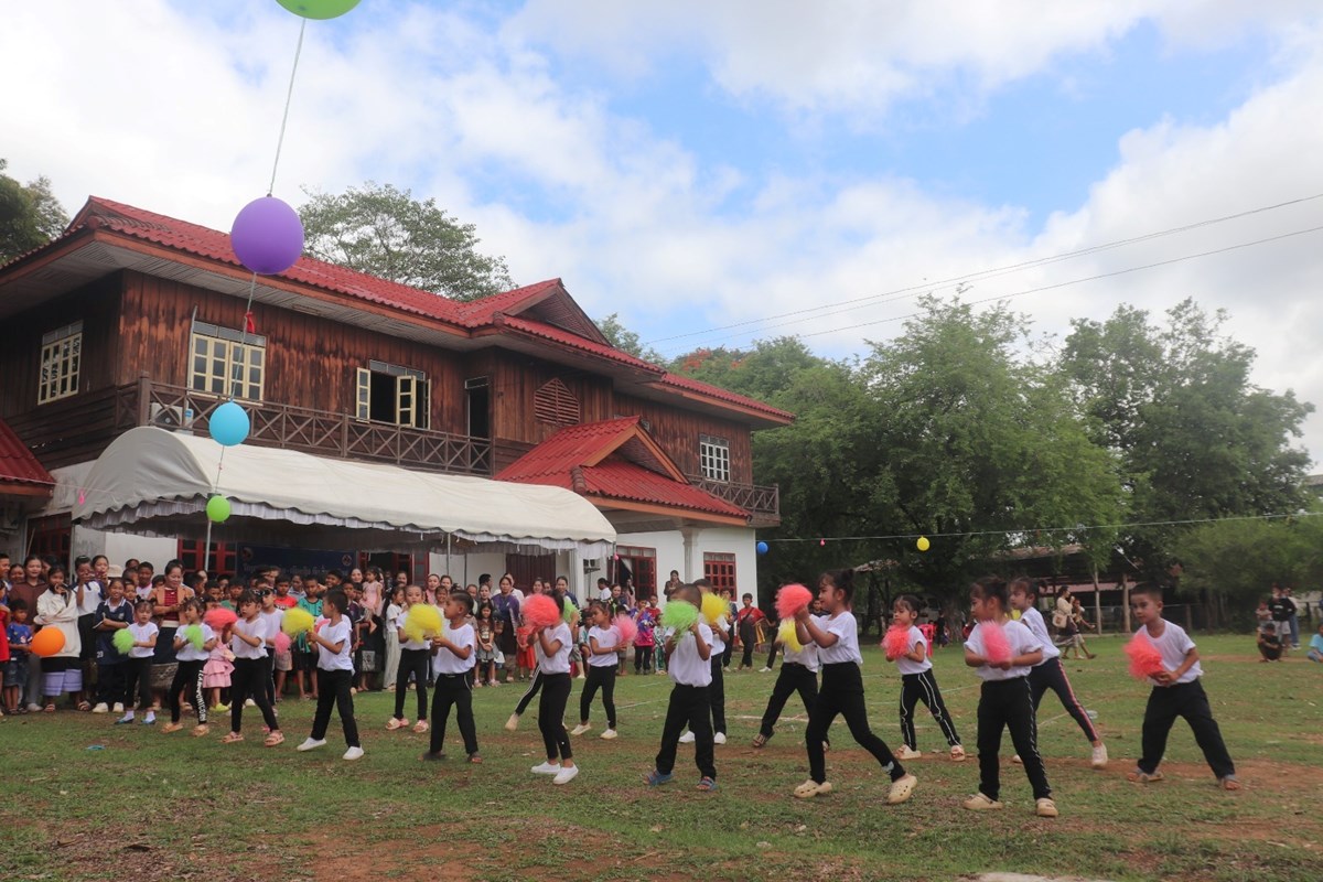 ສາງຂະບວນການແຂງຂນກລາມວນຊນ ເນອງໃນວນເດກນອຍສາກນ 1 ມຖນາ - image 1