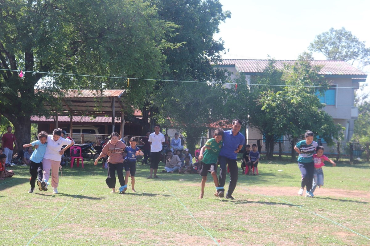 ສາງຂະບວນການແຂງຂນກລາມວນຊນ ເນອງໃນວນເດກນອຍສາກນ 1 ມຖນາ - image 2