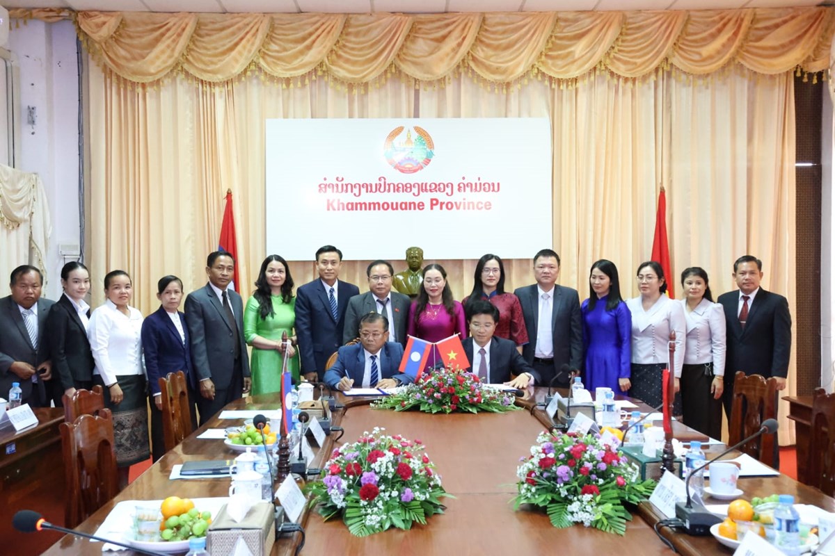 ຄຳ​ມວນ-ກວາງ​ຈ ເພມ​ທະ​ວ​ການ​ຮວມ​ມ ວຽກ​ງານ​ໂຄ​ສະ​ນາ​ອບ​ຮມ - image 1