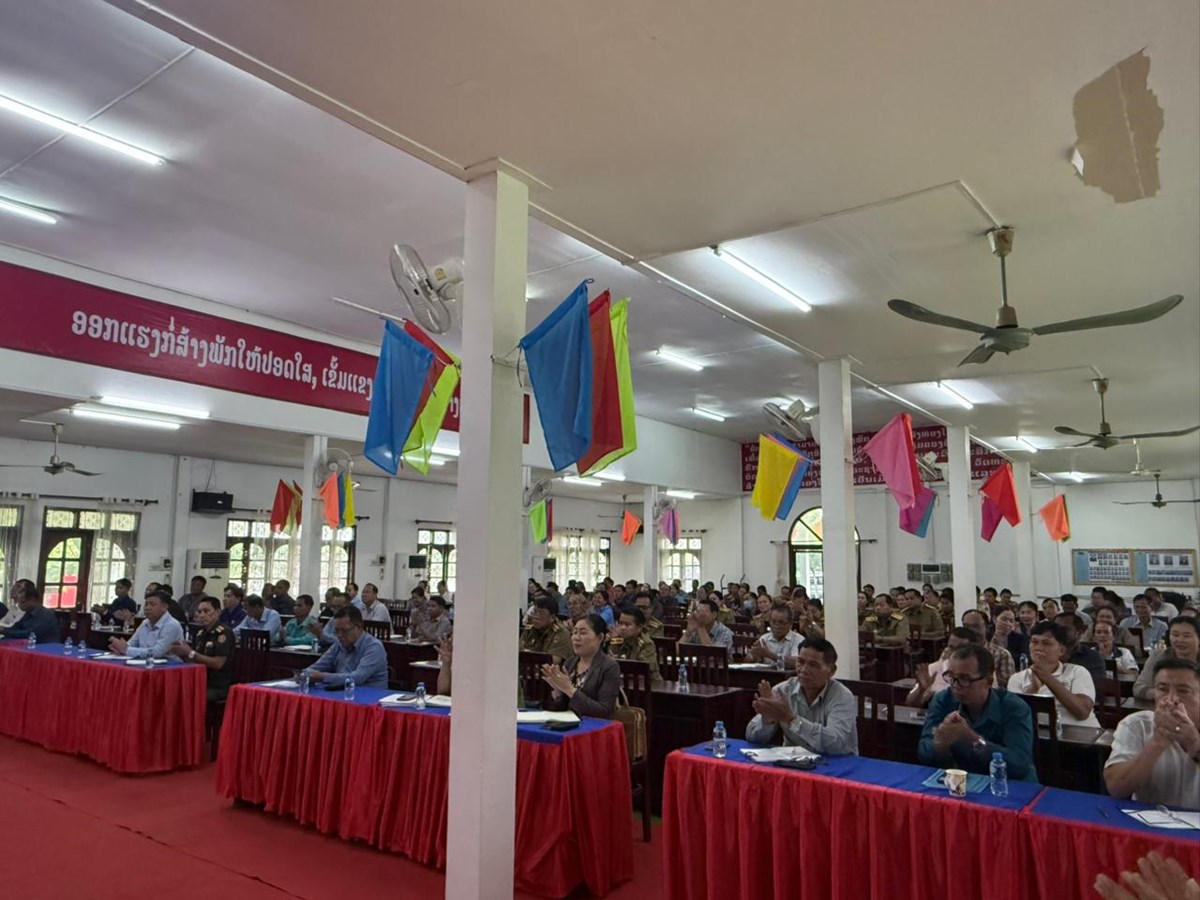 ສສຊ-ສສນວ ລງພບປະກບຜມສດເລອກຕງເມອງສງທອງ - image 2