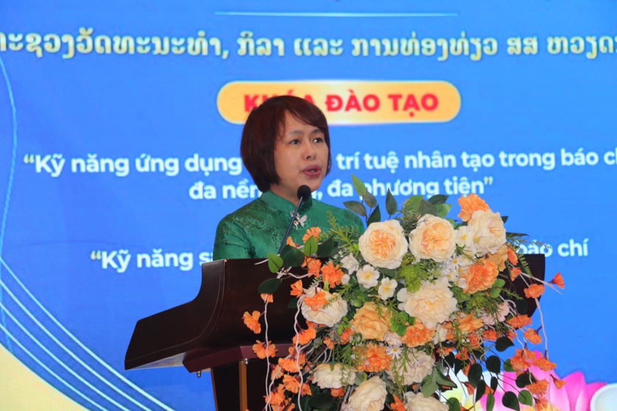 ສື່ມວນຊົນລາວ ເພີ່ມຄວາມຮູ້ໃນການນໍາໃຊ້ເຄື່ອງມືປັນຍາປະດິດຫຼາຍຮູບແບບ image 1 ສມວນຊນລາວ ເພມຄວາມຮໃນການນາໃຊເຄອງມປນຍາປະດດຫາຍຮບແບບ - image 1