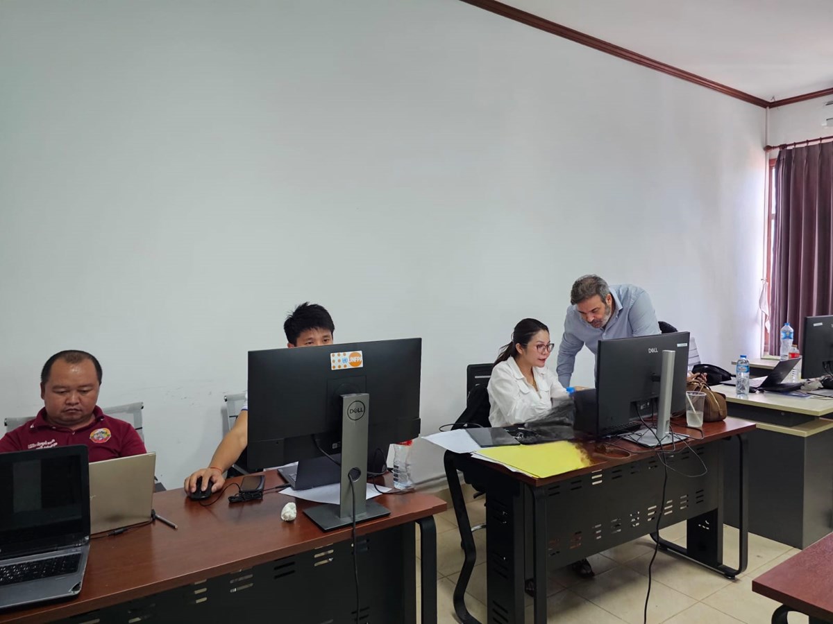 ການສຳຫວດພນລະເມອງ ແລະ ທຢອາໄສທວປະເທດຄງທ 5 ປ 2025 ໄດກາວເຂາສຂນຕອນປງແຕງ ວເຄາະວໄຈ ແລະ ສາງບດລາຍງານເຜຍແຜ - image 2