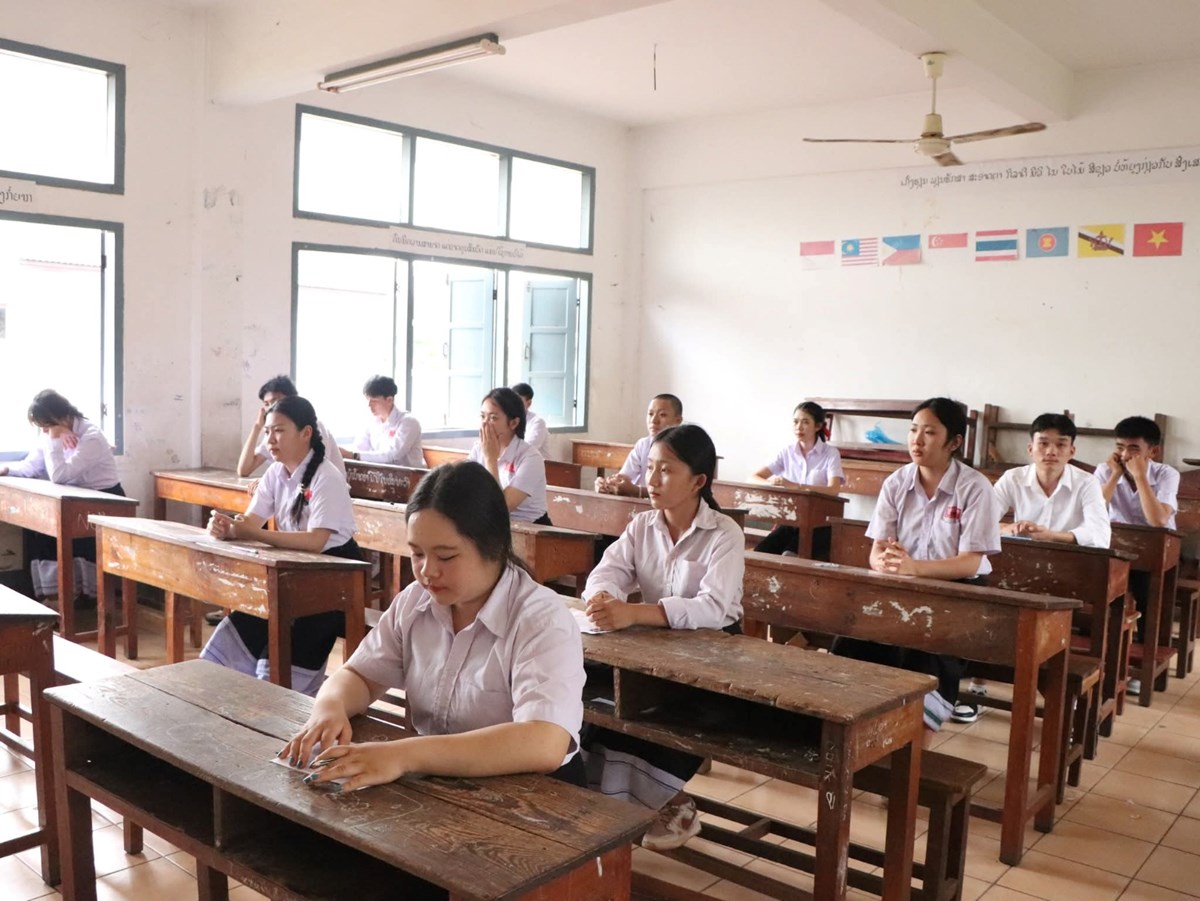 ເປດສອບເສງພາຍໃນແຂວງຫວງພະບາງ ເພອຄດເລອກເອາທນການສກສາຕ ຫວຽດນາມ ແລະຈນ - image 1