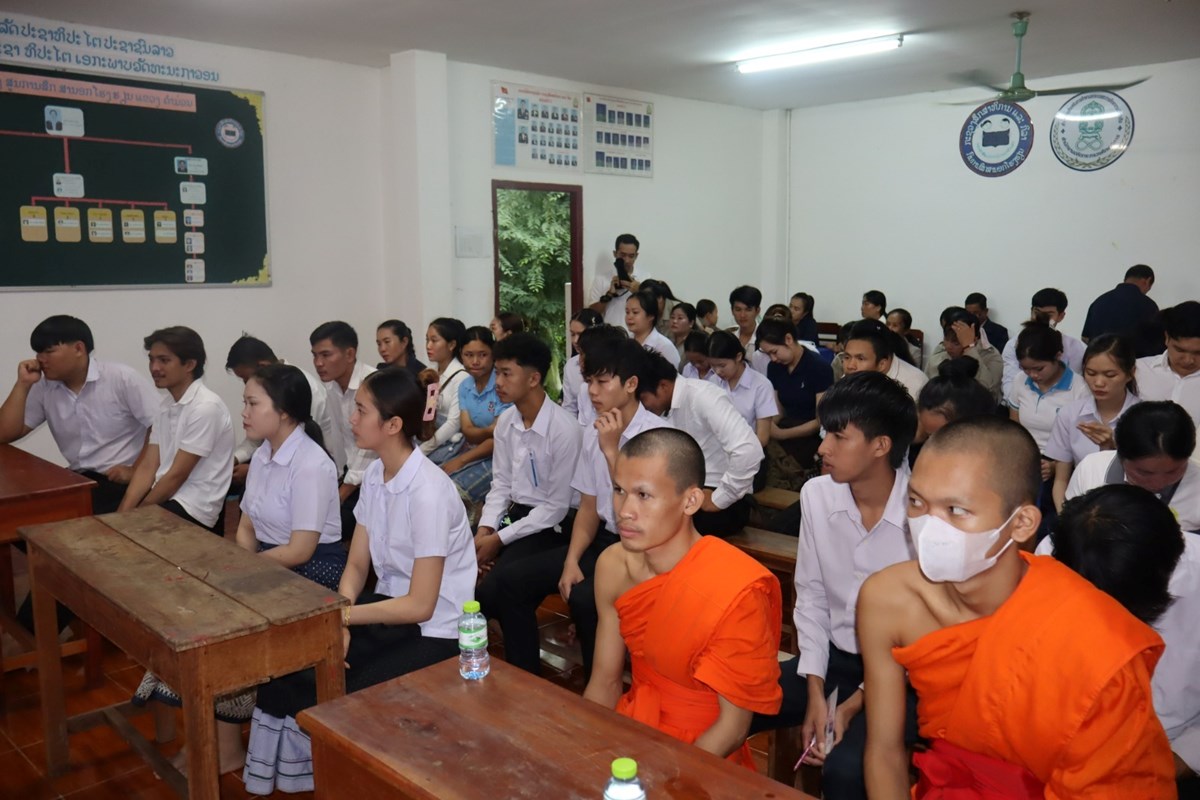 ຄາມວນເປດບນສອບເສງຈບຊນມດທະຍມສກສາຕອນປາຍ ມ.7 ບາລງ - image 2