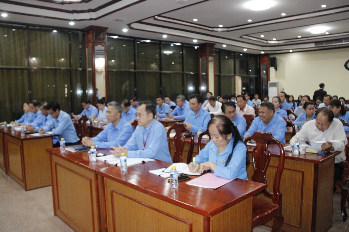 ຄຕພ ເຜຍແຜມະຕກອງປະຊມຜແທນກຳມະບານທວປະເທດ ຄງທ IX - image 1