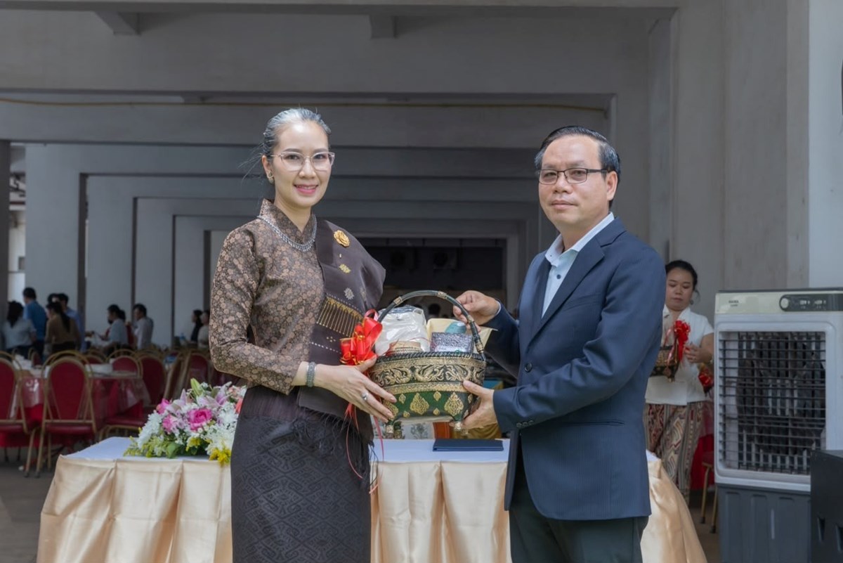 ສະເຫຼີມສະຫຼອງວັນແມ່ຍິງລາວ ແລະ ເທດສະການອາຫານ image 1 ສະເຫມສະຫອງວນແມຍງລາວ ແລະ ເທດສະການອາຫານ - image 1
