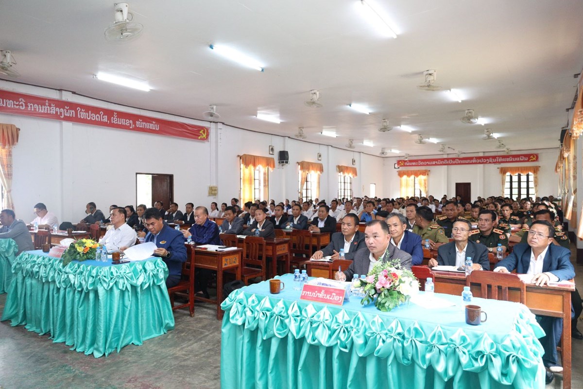 ສະຫາຍ ວນໄຊ ພອງສະຫວນ ເຄອນໄຫວຢຽມຢາມ ແລະ ເຮດວຽກຢເມອງສຳພນ - image 1