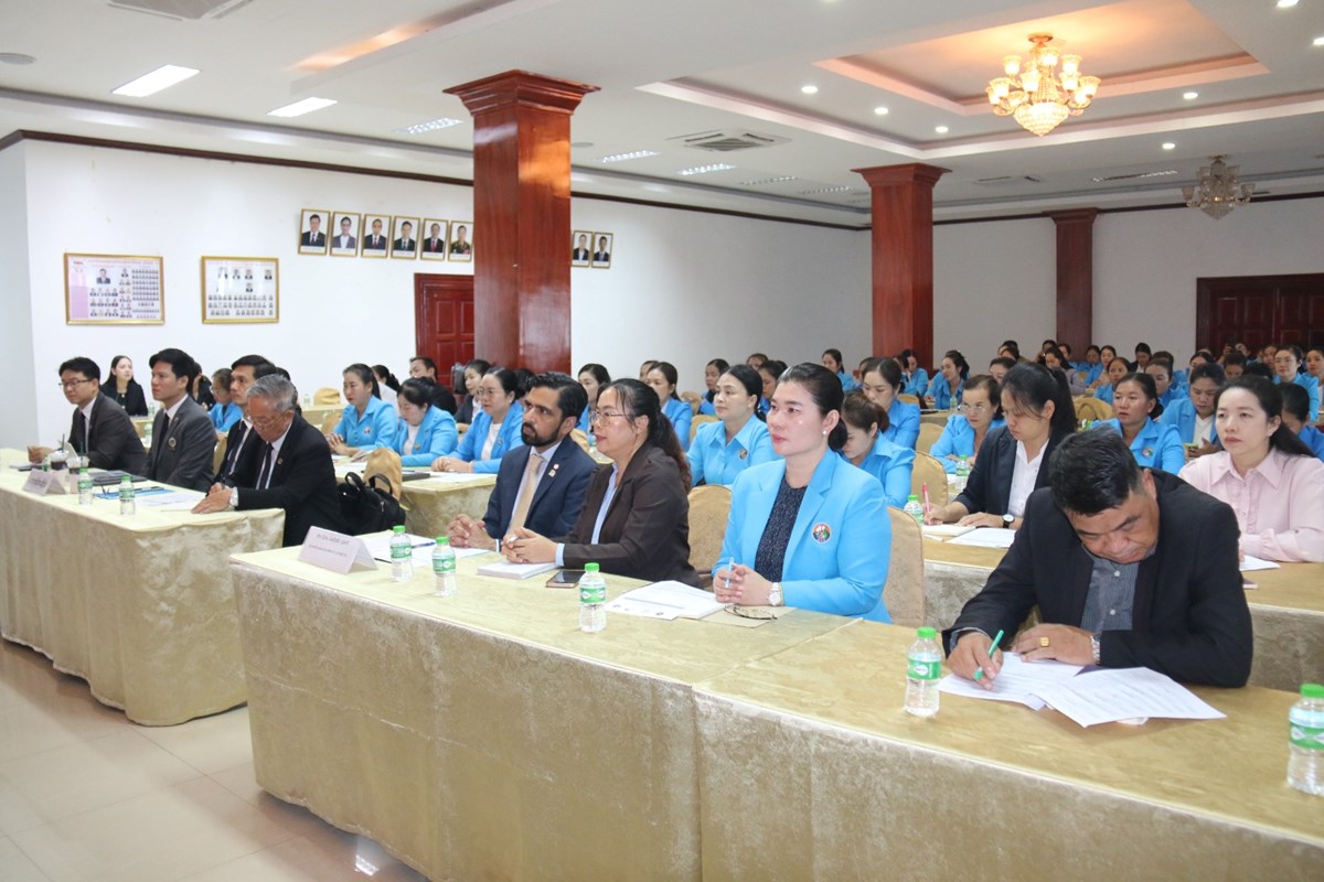ສາງຄວາມເຂມແຂງໃຫບກຄະລາກອນເພດຍງ ດານໂພຊະນາການໃນ ສປປ ລາວ - image 1