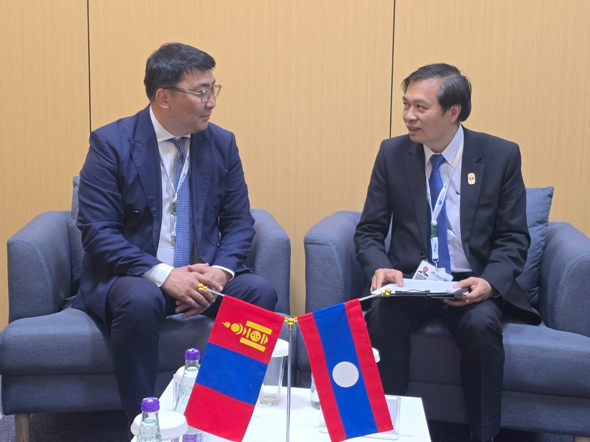 ກອງປະຊຸມ UNCCD COP17 ແລະ ກອງປະຊຸມລະດັບສູງ ທີ່ ມົງໂກລີ image 2 ກອງປະຊມ UNCCD COP17 ແລະ ກອງປະຊມລະດບສງ ທ ມງໂກລ - image 2