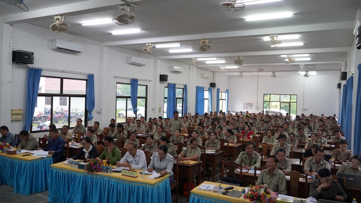 ຜູ້ບໍລິຫານການສຶກສາເມືອງຫຼວງນ້ຳທາຫາລືການປັບປຸງຄຸນນະພາບການສຶກສາ image 2 ຜບລຫານການສກສາເມອງຫວງນຳທາຫາລການປບປງຄນນະພາບການສກສາ - image 2
