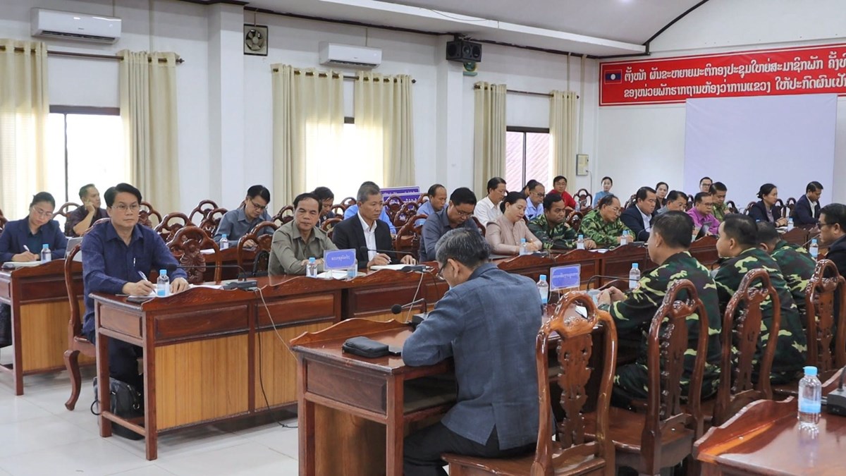 ພົນເອກ ຄໍາລຽງ ອຸທະໄກສອນ ເຄື່ອນໄຫວເຮັດວຽກຢູ່ແຂວງອຸດົມໄຊ image 1 ພນເອກ ຄາລຽງ ອທະໄກສອນ ເຄອນໄຫວເຮດວຽກຢແຂວງອດມໄຊ - image 1