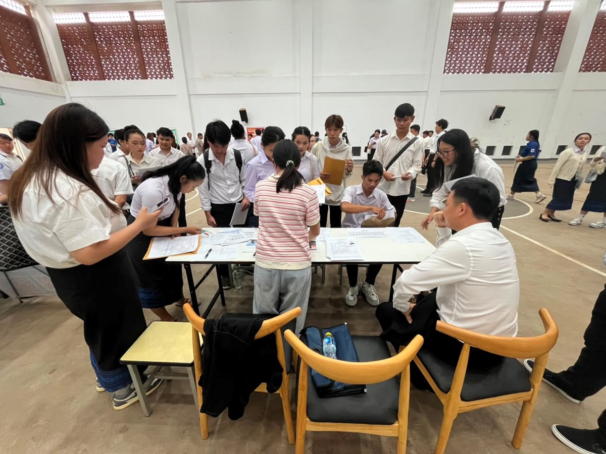 ຈີນ-ລາວ ສົ່ງເສີມການຮ່ວມມືດ້ານການສຶກສາ ແລະ ອຸດສາຫະກຳ image 2 ຈນ-ລາວ ສງເສມການຮວມມດານການສກສາ ແລະ ອດສາຫະກຳ - image 2