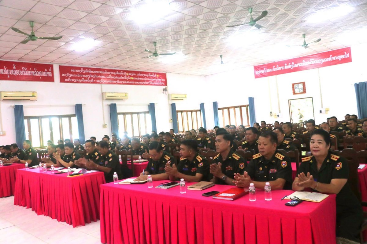 ກອງບັນຊາການທະຫານແຂວງຫຼວງນໍ້າທາ ປະກາດເລື່ອນຊັ້ນໃຫ້ນາຍທະຫານ image 1 ກອງບນຊາການທະຫານແຂວງຫວງນາທາ ປະກາດເລອນຊນໃຫນາຍທະຫານ - image 1