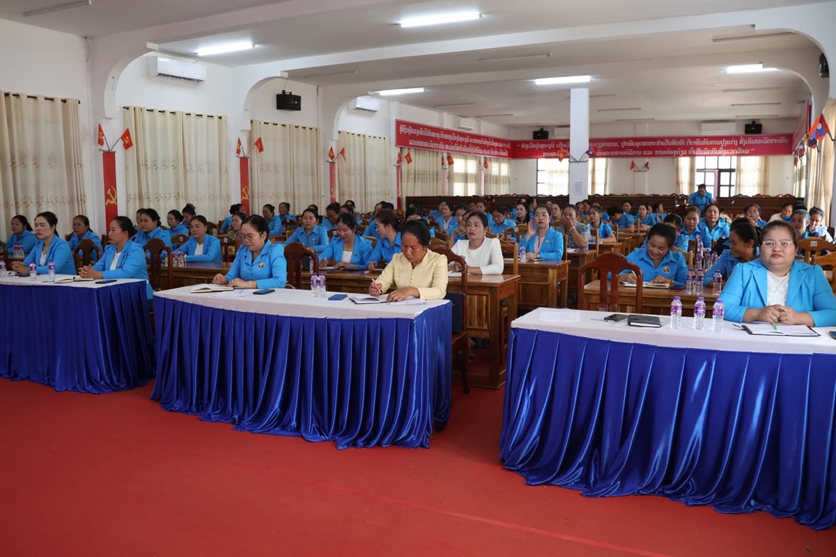 ແມຍງແຂວງໄຊຍະບລ ລງຊກຍຕດຕາມວຽກງານຮອບດານຂອງສະຫະພນແມຍງເມອງໄຊຍະບລ - image 1