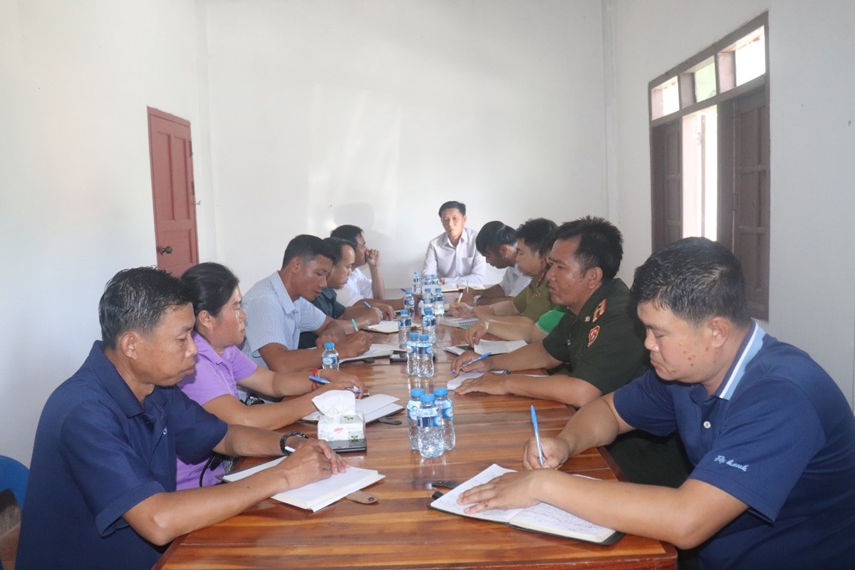 ເລຂາພັກເມືອງເງິນຊຸກຍູ້ວຽກງານຮອບດ້ານຢູ່ຕາແສງສາມັກຄີໄຊ image 1 ເລຂາພກເມອງເງນຊກຍວຽກງານຮອບດານຢຕາແສງສາມກຄໄຊ - image 1