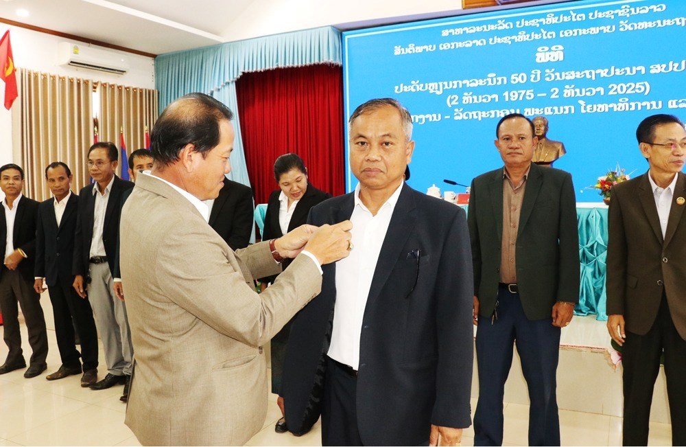 4 ໜວຍພກ ຍທຂ ເຊກອງ ໄດຮບໃບຢງຢນໜວຍພກປອດໃສ ເຂມແຂງ ໜກແໜນ - image 1