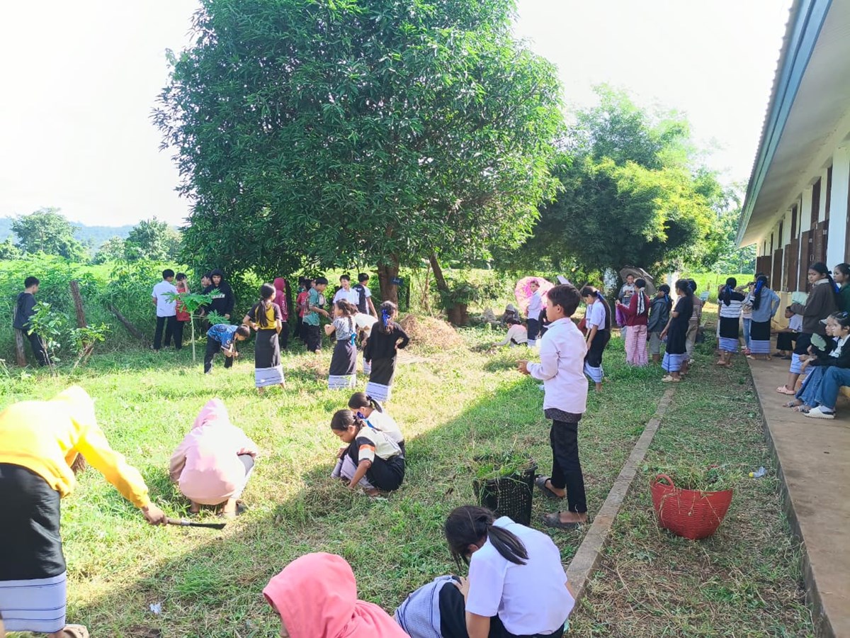 ໂຮງຮຽນ ມສ ນາໄຊ ສຸມໃສ່ສ້າງຂະບວນການຮອບດ້ານ ຂໍ່ານັບຮັບຕ້ອນວັນຄູແຫ່ງຊາດ ຄົບຮອບ 32 image 2 ໂຮງຮຽນ ມສ ນາໄຊ ສມໃສສາງຂະບວນການຮອບດານ ຂານບຮບຕອນວນຄແຫງຊາດ ຄບຮອບ 32 - image 2