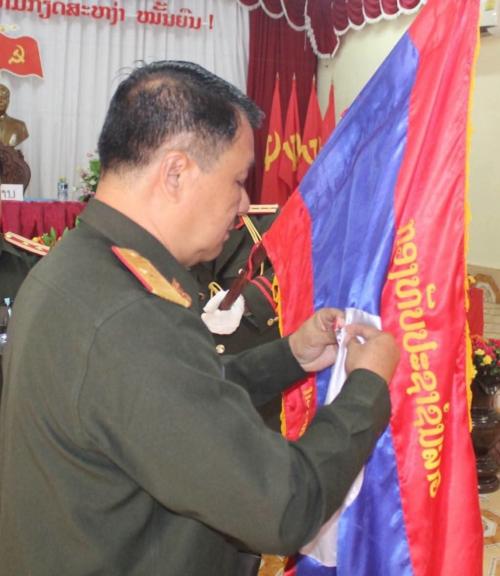 ພິທີປະດັບຫຼຽນໄຊພິລະອາດຫານ ໃຫ້ສູນເສຍອົງຄະ 392 image 1 ພທປະດບຫຽນໄຊພລະອາດຫານ ໃຫສນເສຍອງຄະ 392 - image 1