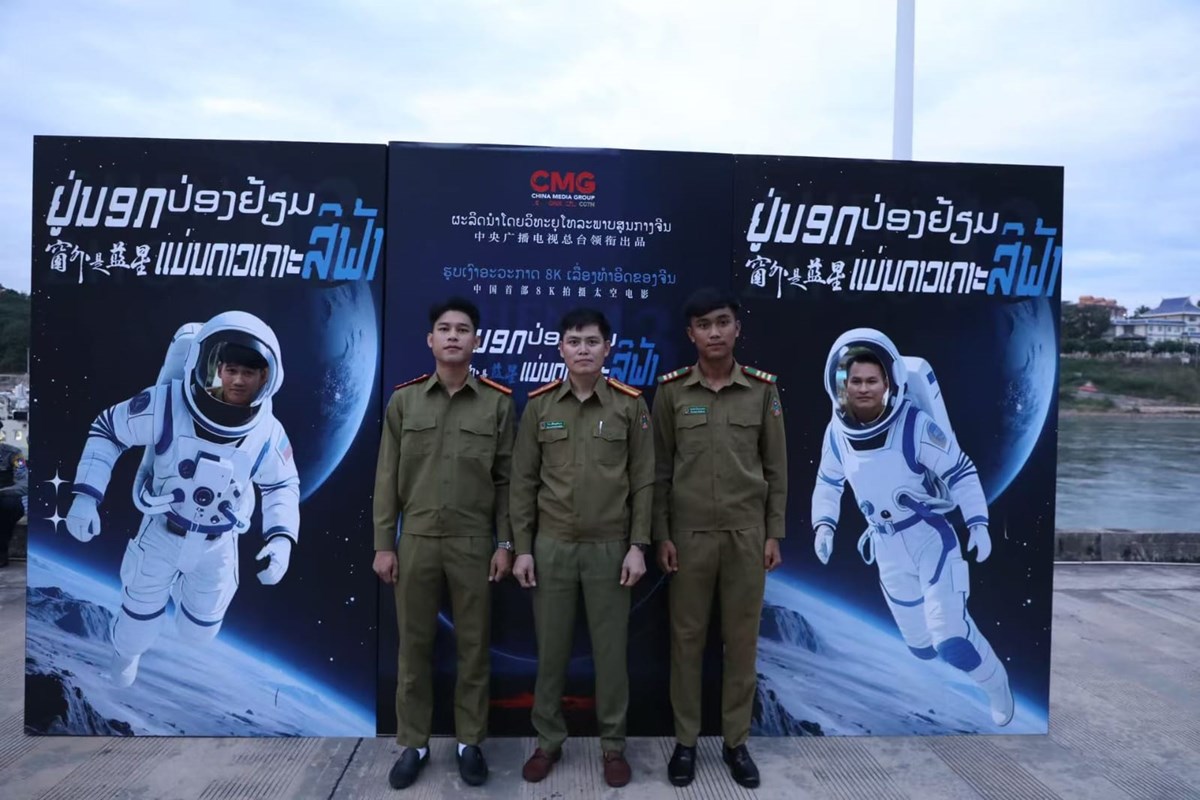 CMG ຈດກດຈະກາສາຍຮບເງາສາລບການເຄອນໄຫວລາດຕະເວນປະຕບດກດໝາຍຮວມຕາມລາແມນາຂອງຈນ-ລາວ-ມຽນມາ-ໄທ ຢນະຄອນຊຽງຮງ ກງແຂວງສບສອງພນນາ ແຂວງຢນນານຈນ - image 4