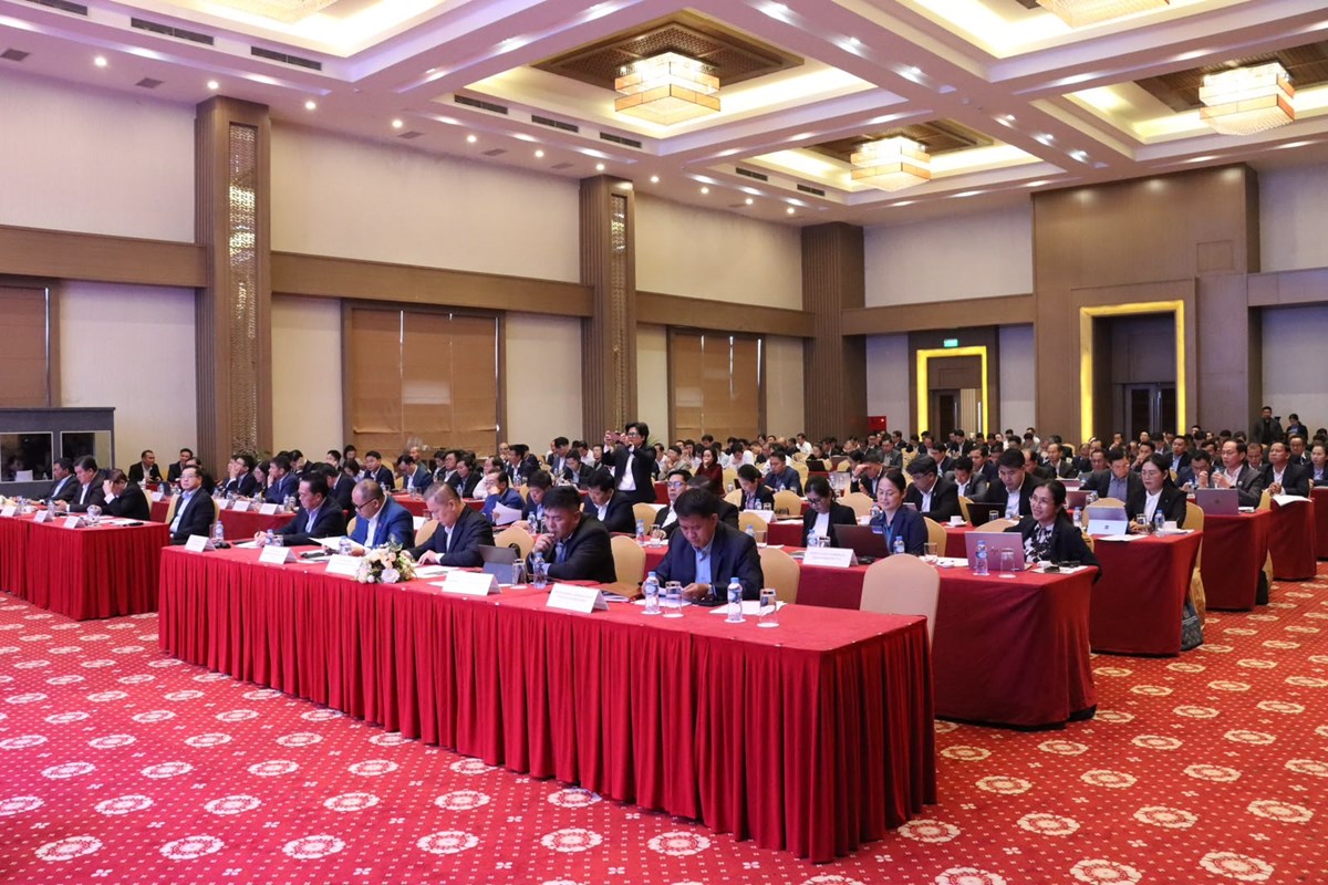 ລດວາງຄາດໝາຍດງດດການລງທນຂງເຂດກະສກາ 5 ປໃຫໄດ 10 ຕໂດລາ - image 1