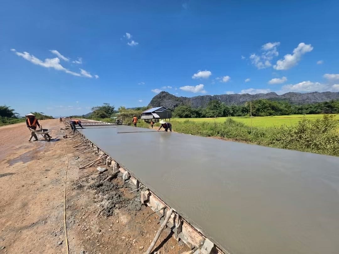 ຮອງປະທານປະເທດ ຕດຕາມໂຄງການ​ພດ​ທະ​ນາຢຄຳມວນ - image 3