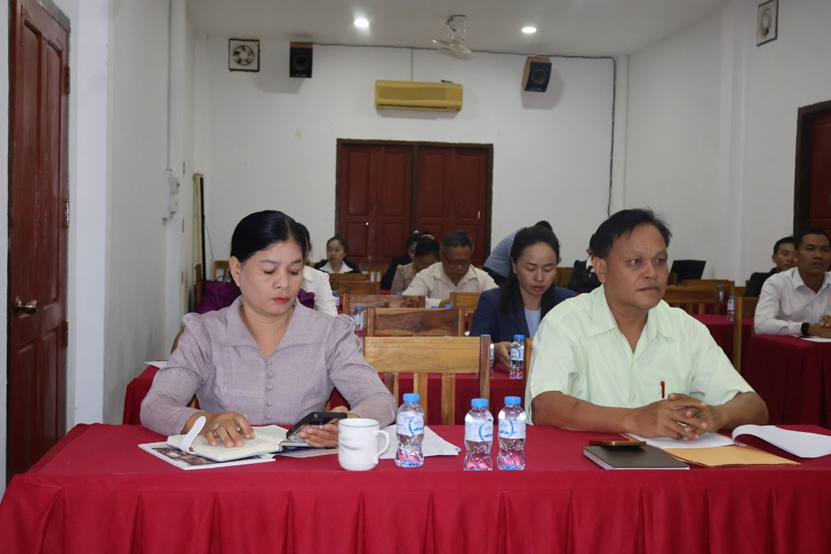 ຄະນະໂຄສະນາອົບຮົມ ແຂວງສາລະວັນ ສະຫຼຸບຕີລາຄາການນໍາພາຮອບດ້ານຄັ້ງທີ 4 ສະໄໝທີ I image 2 ຄະນະໂຄສະນາອບຮມ ແຂວງສາລະວນ ສະຫບຕລາຄາການນາພາຮອບດານຄງທ 4 ສະໄໝທ I - image 2