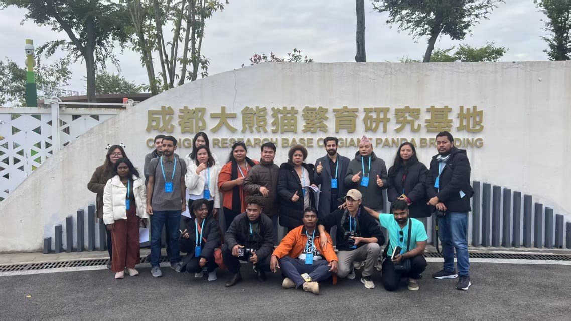 ສຳຜັດກັບການທ່ອງທ່ຽວທີ່ສວນໝີແພນດ້າເມືອງເສິງຕູ່ image 5 ສຳຜດກບການທອງທຽວທສວນໝແພນດາເມອງເສງຕ - image 5