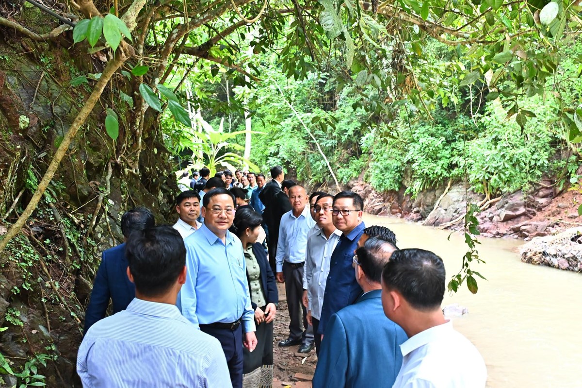 ນາຍກລດຖະມນຕ ຊນຳວຽກງານ ຢຕາແສງຫວງຂອນ ເມອງຫວງນາທາ - image 1