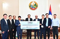 ບໍລິສັດ ຮຸ້ນສ່ວນລົງທຶນ ແລະ ພັດທະນາພະລັງງານຫວຽດ-ລາວ ມອບເງິນຊ່ວຍເຫຼືອລັດຖະບານ