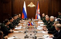 ລາວ-ຣັດເຊຍ ທົບທວນຄືນການຮ່ວມມືດ້ານການທະຫານ